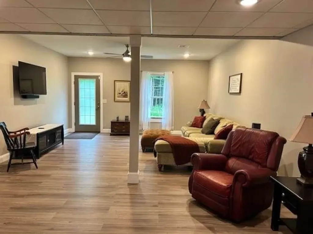 556 Michael Lane Williston VT 05495