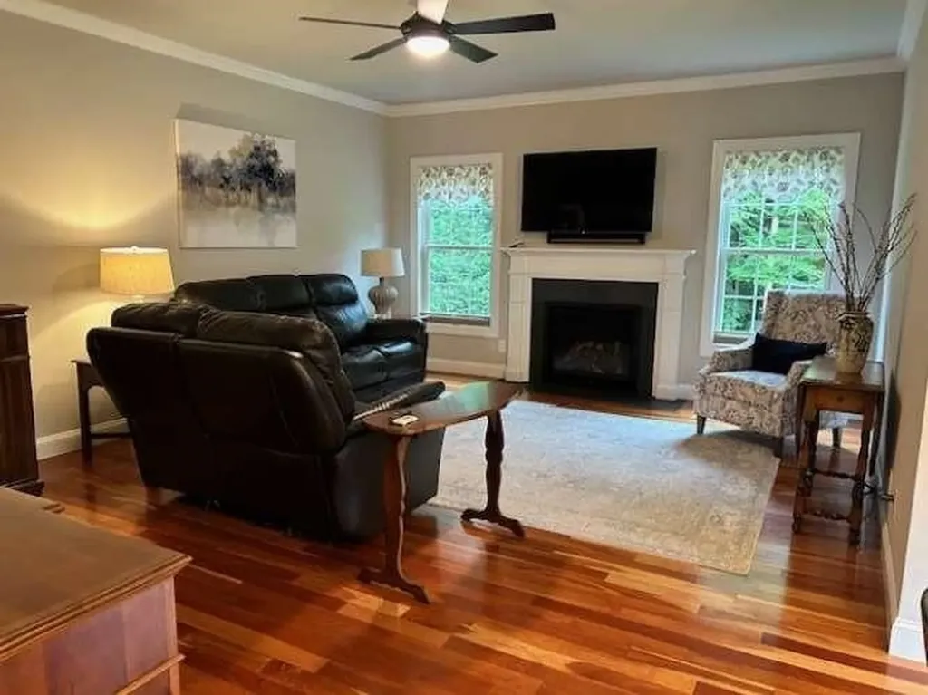 556 Michael Lane Williston VT 05495