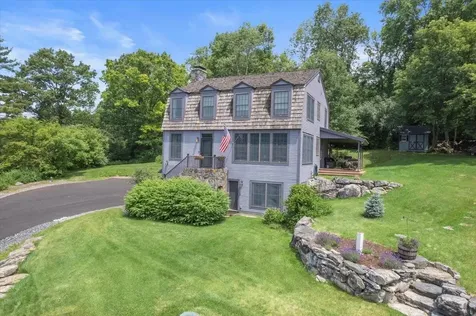 24 Ridge View Place Pownal VT 05261