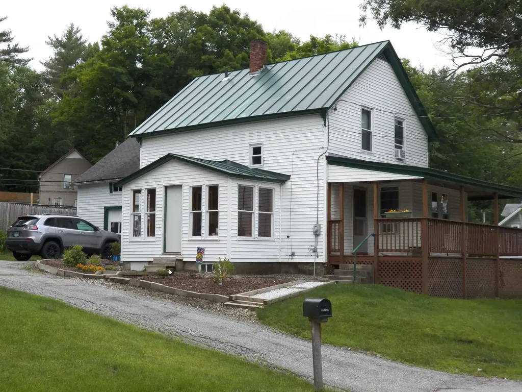 157 Maple Street Newport NH 03773