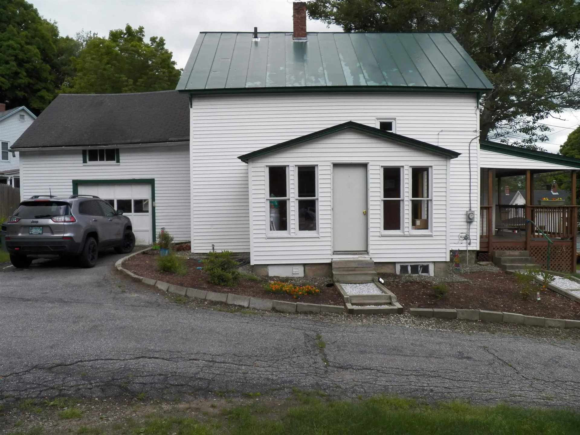 157 Maple Street Newport NH 03773