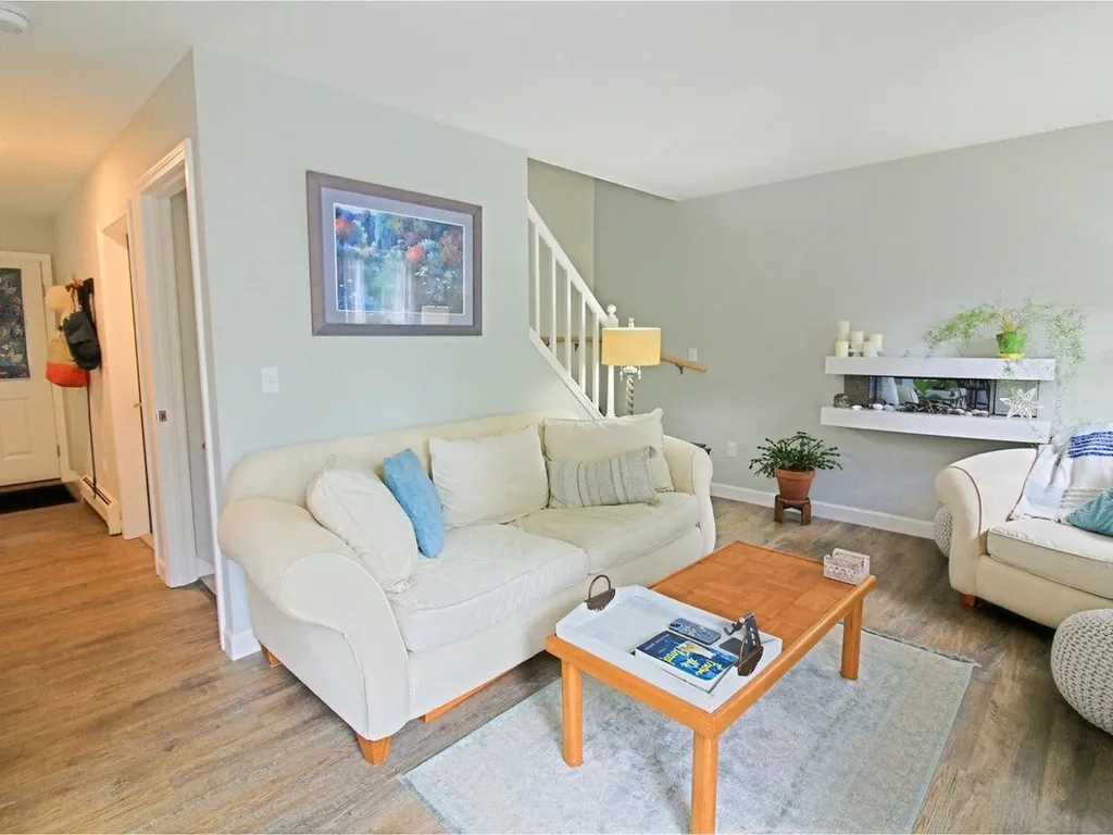 128 Indian Circle Colchester VT 05446