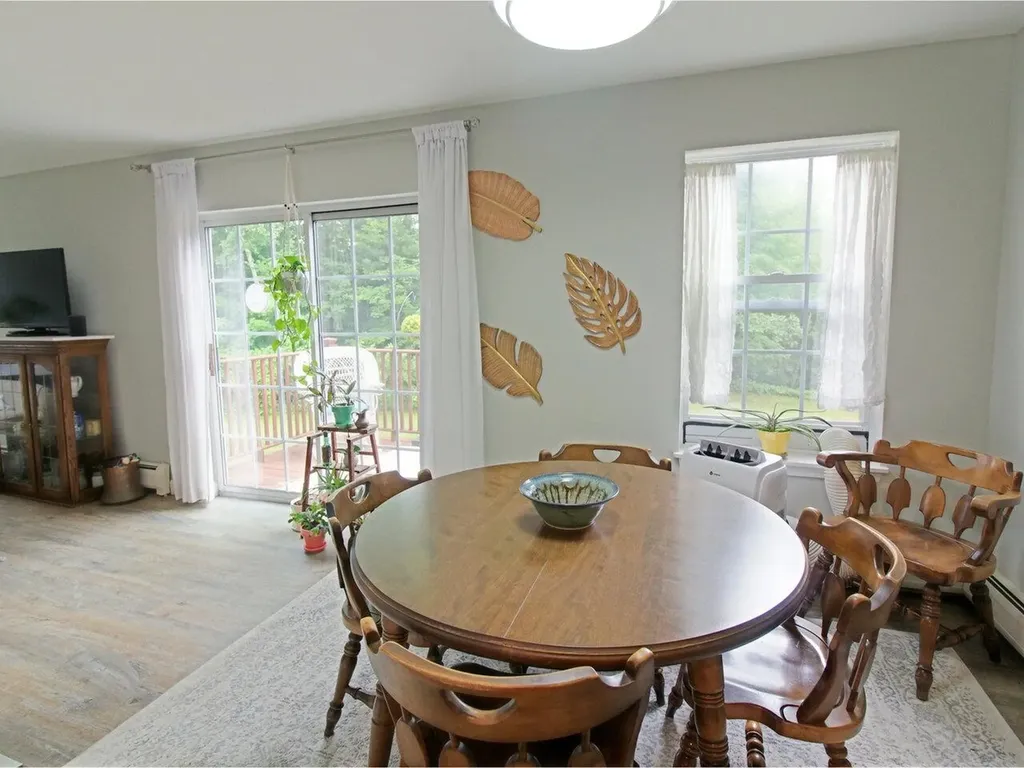 128 Indian Circle Colchester VT 05446