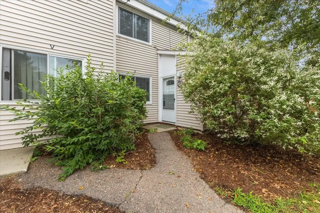 I8 Grandview Drive South Burlington VT 05403