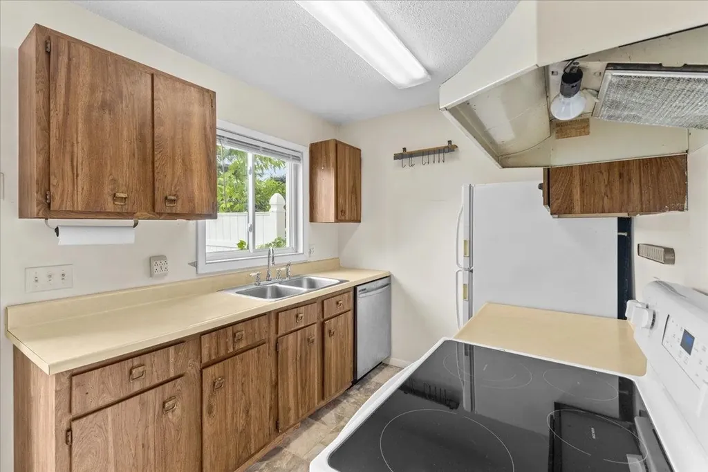 I8 Grandview Drive South Burlington VT 05403