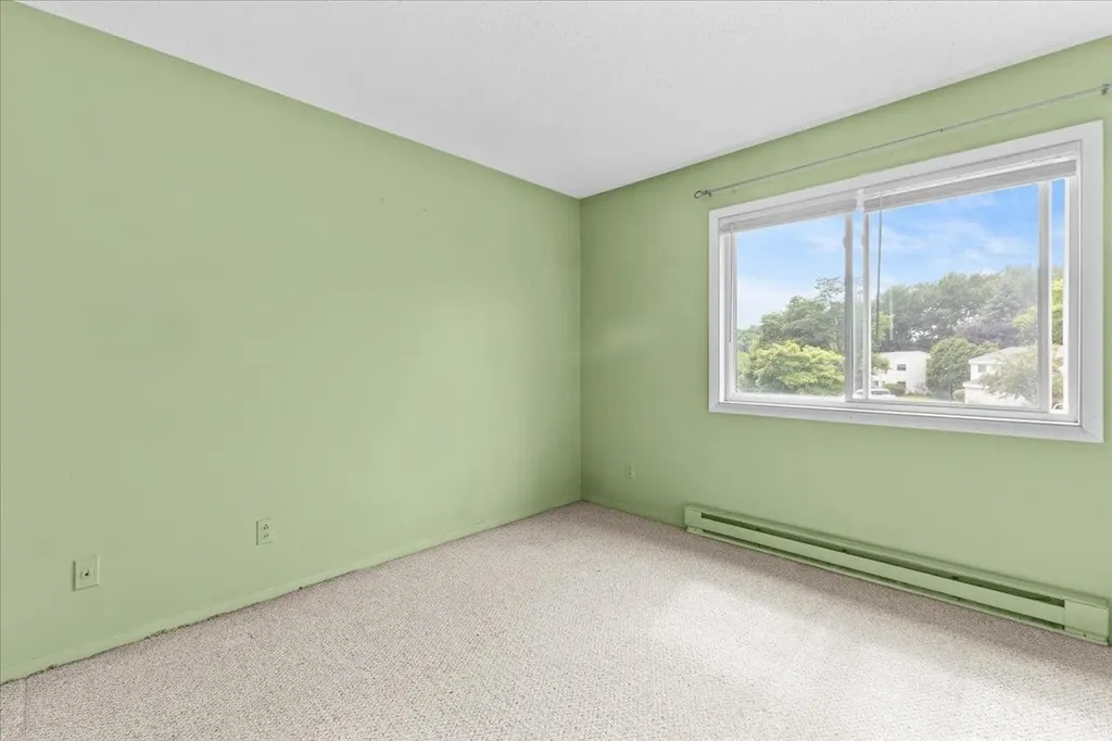 I8 Grandview Drive South Burlington VT 05403