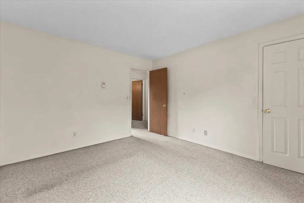 I8 Grandview Drive South Burlington VT 05403