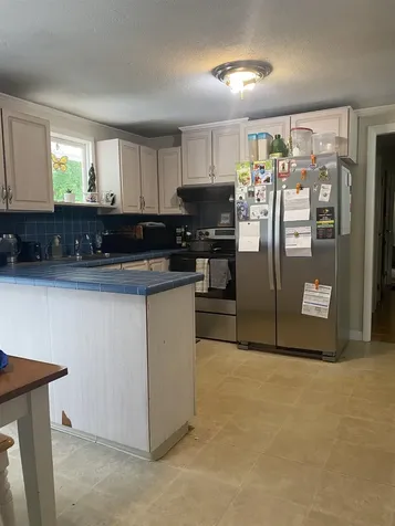 63 Keyes Hill Road Pelham NH 03076