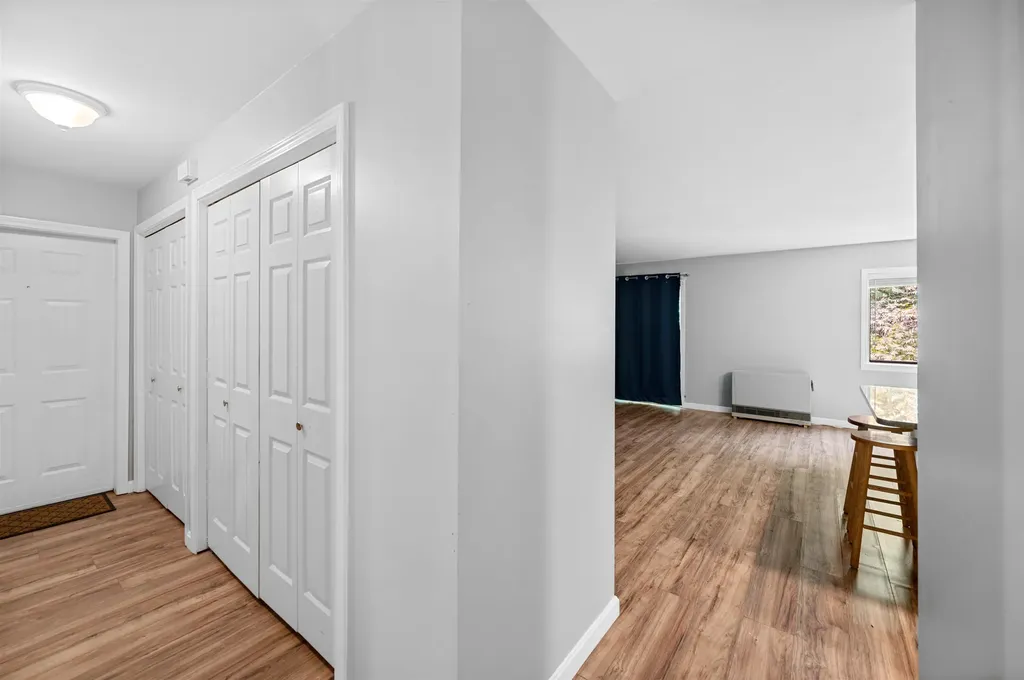 53 Bayberry Lane South Burlington VT 05403