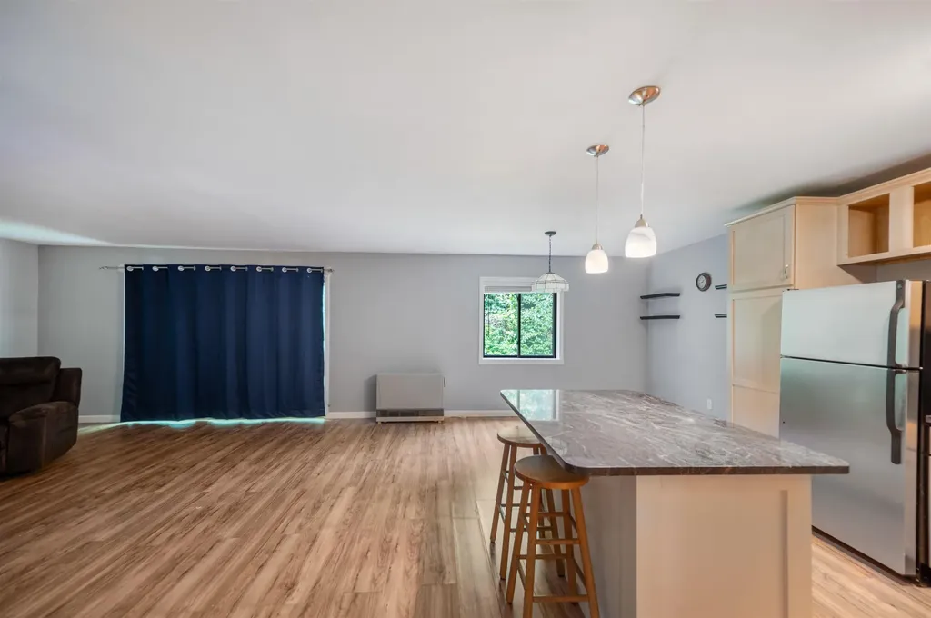 53 Bayberry Lane South Burlington VT 05403