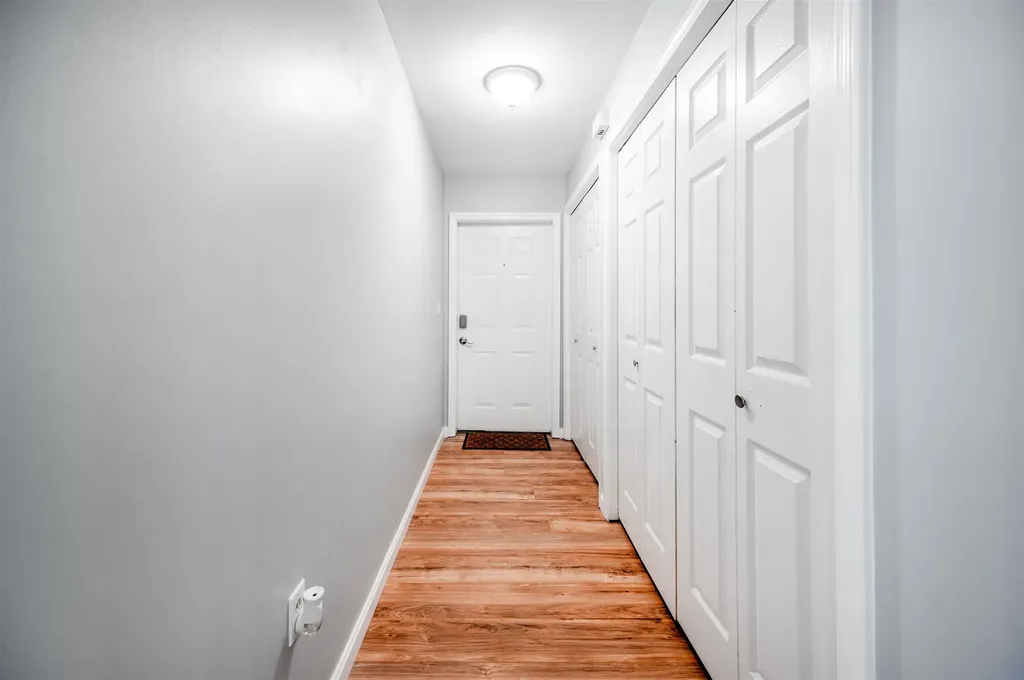 53 Bayberry Lane South Burlington VT 05403