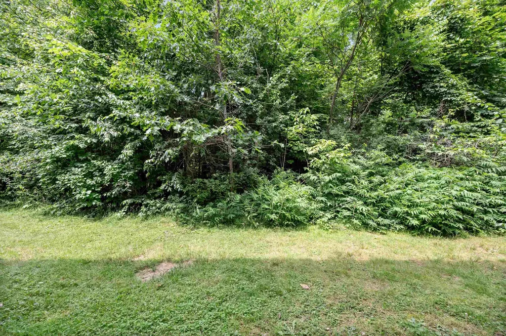 53 Bayberry Lane South Burlington VT 05403