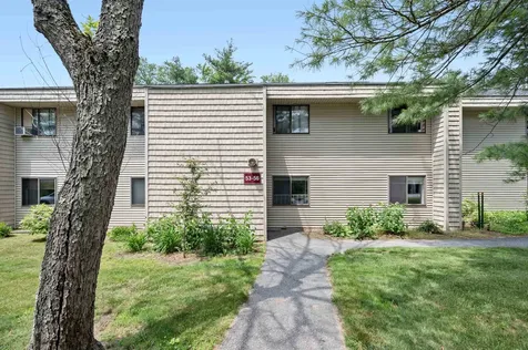 53 Bayberry Lane South Burlington VT 05403