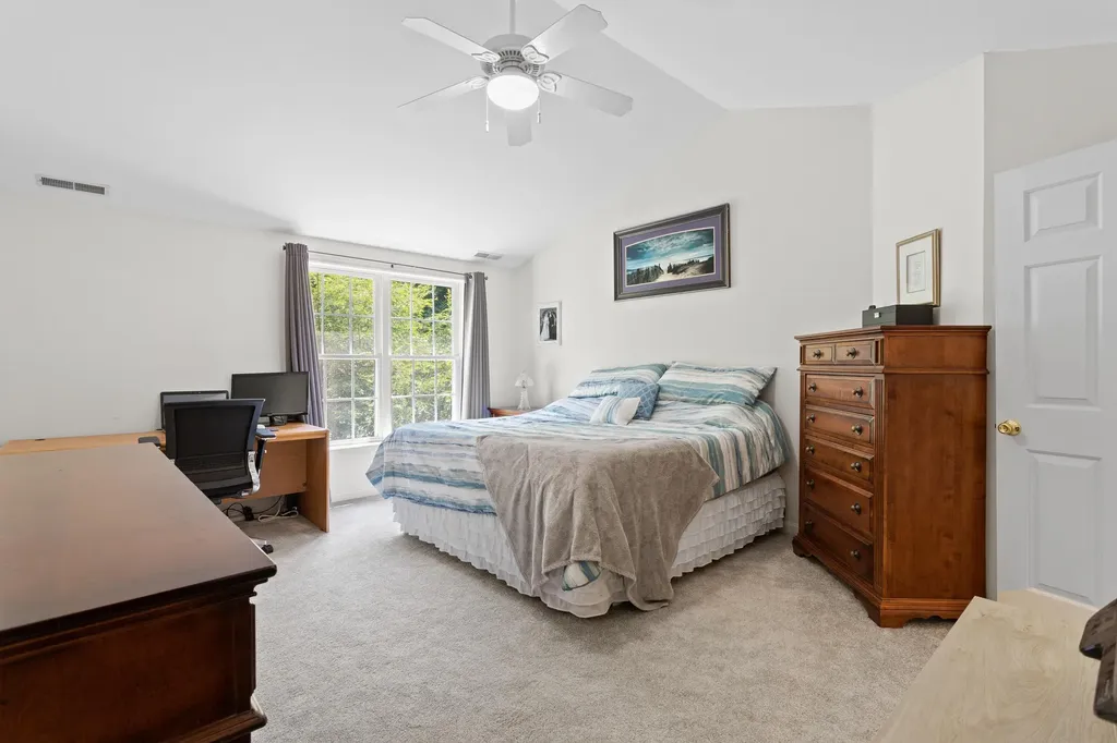 4 Burnham Drive New Boston NH 03070