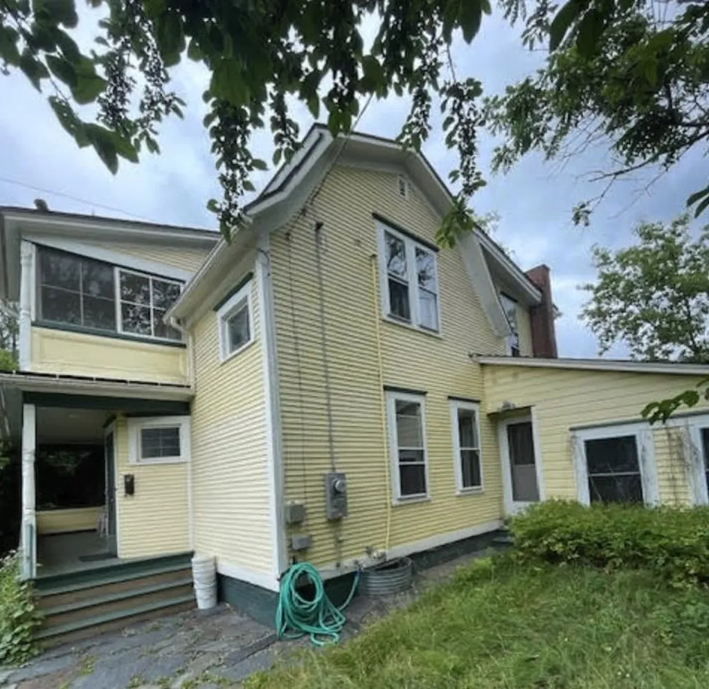 24 Saint Paul Street Montpelier VT 05602