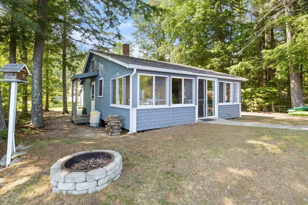 250 Arbutus Avenue Wakefield NH 03872