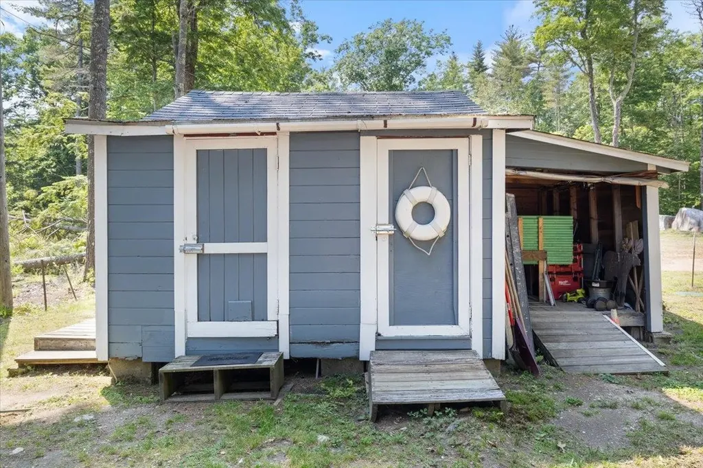 250 Arbutus Avenue Wakefield NH 03872