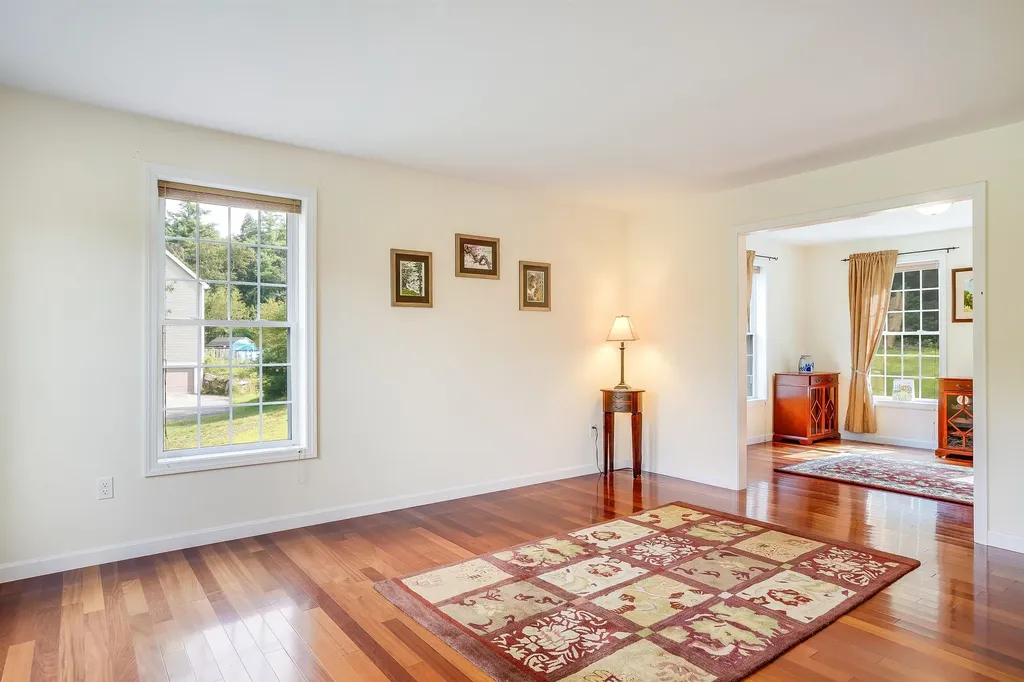 15 Thurston Drive Lee NH 03861
