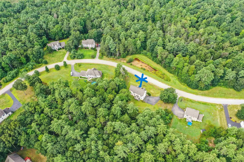 15 Thurston Drive Lee NH 03861