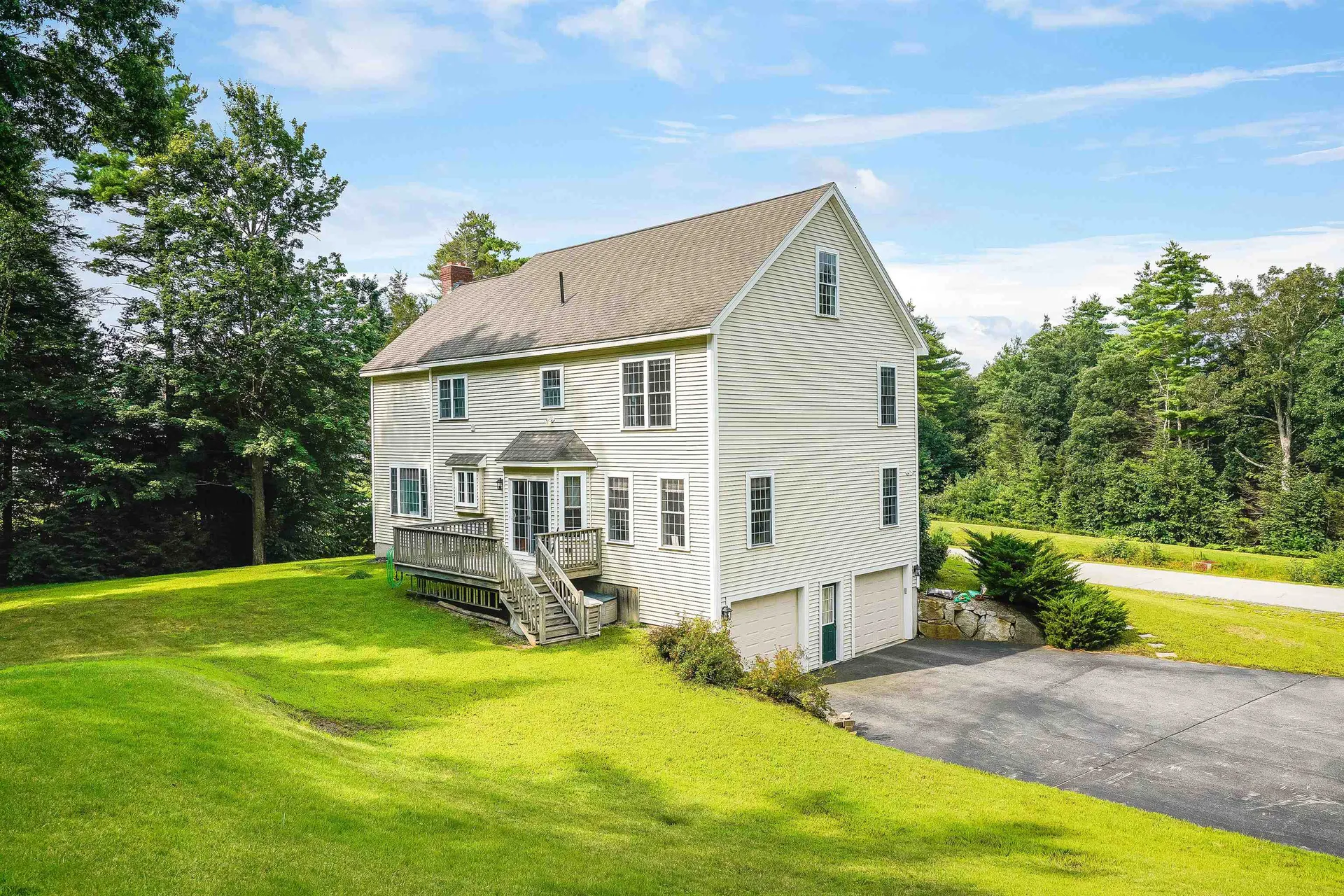 15 Thurston Drive Lee NH 03861