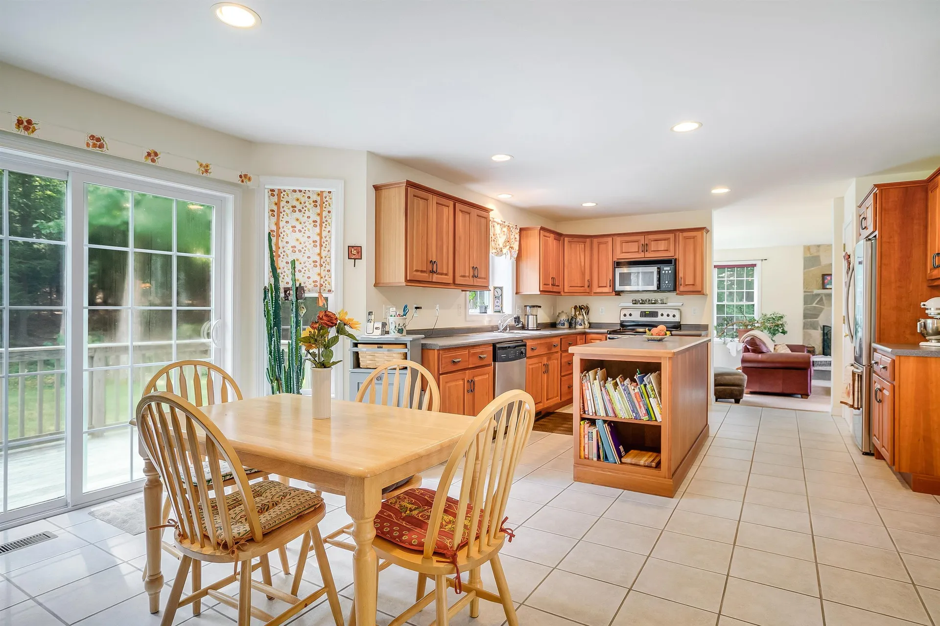 15 Thurston Drive Lee NH 03861