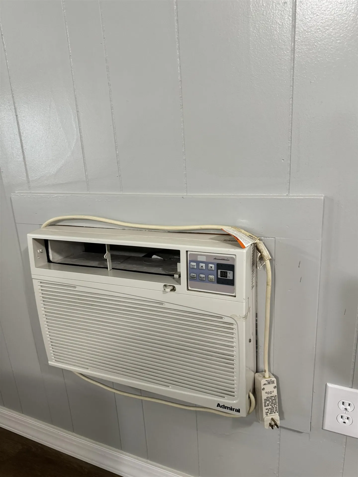 27 Oakwood Circle Charlestown NH 03603