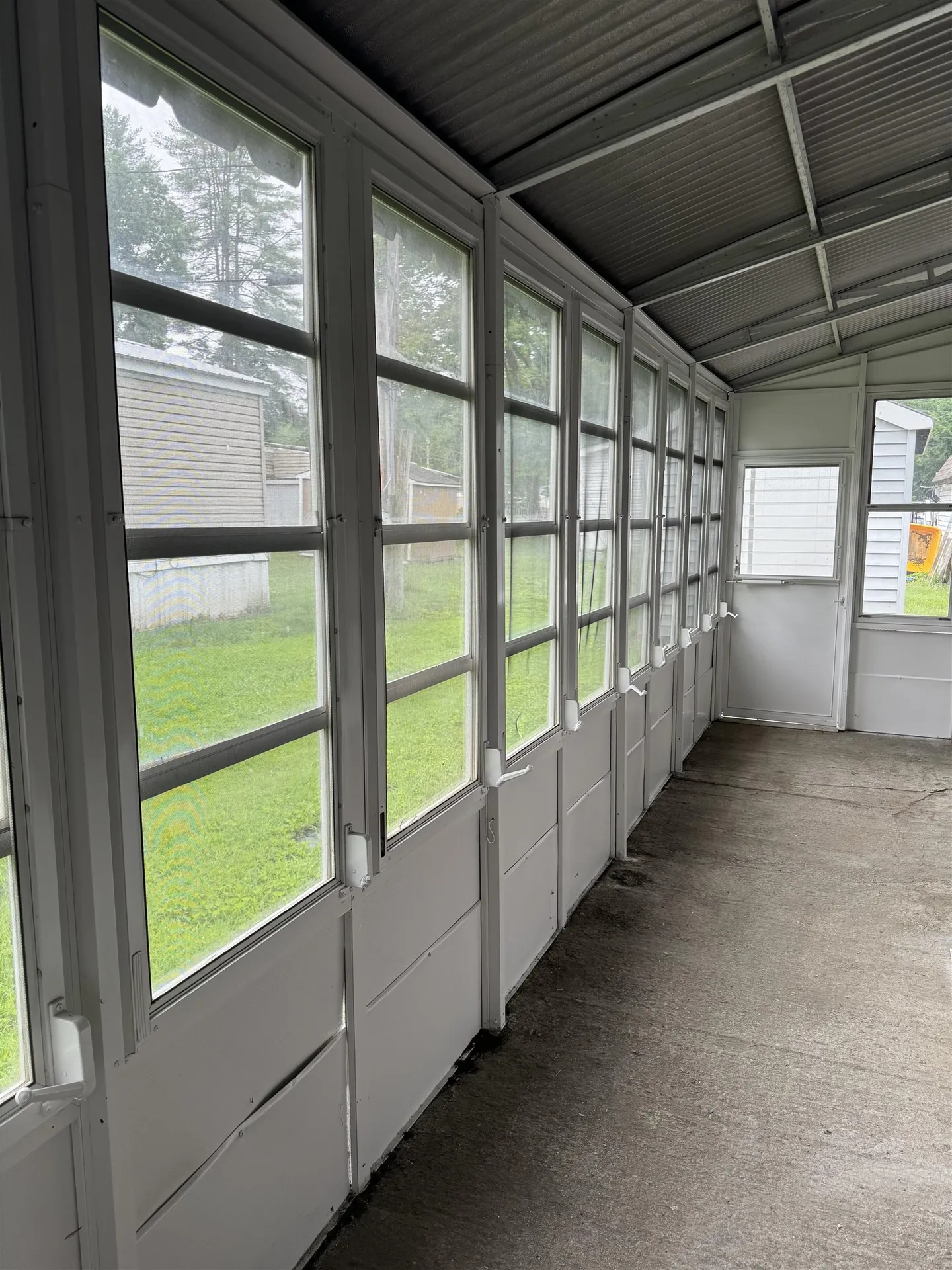 27 Oakwood Circle Charlestown NH 03603