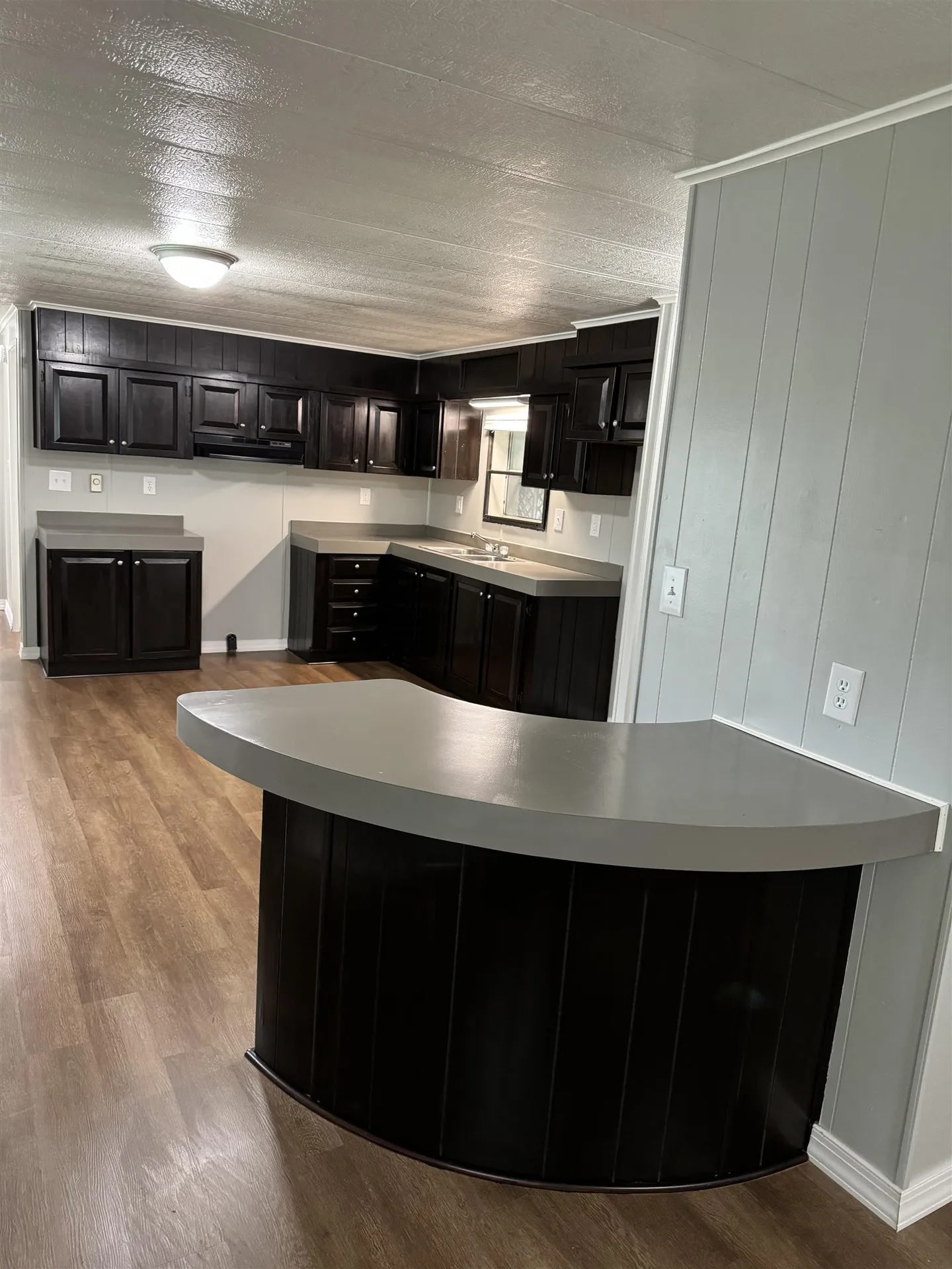 27 Oakwood Circle Charlestown NH 03603