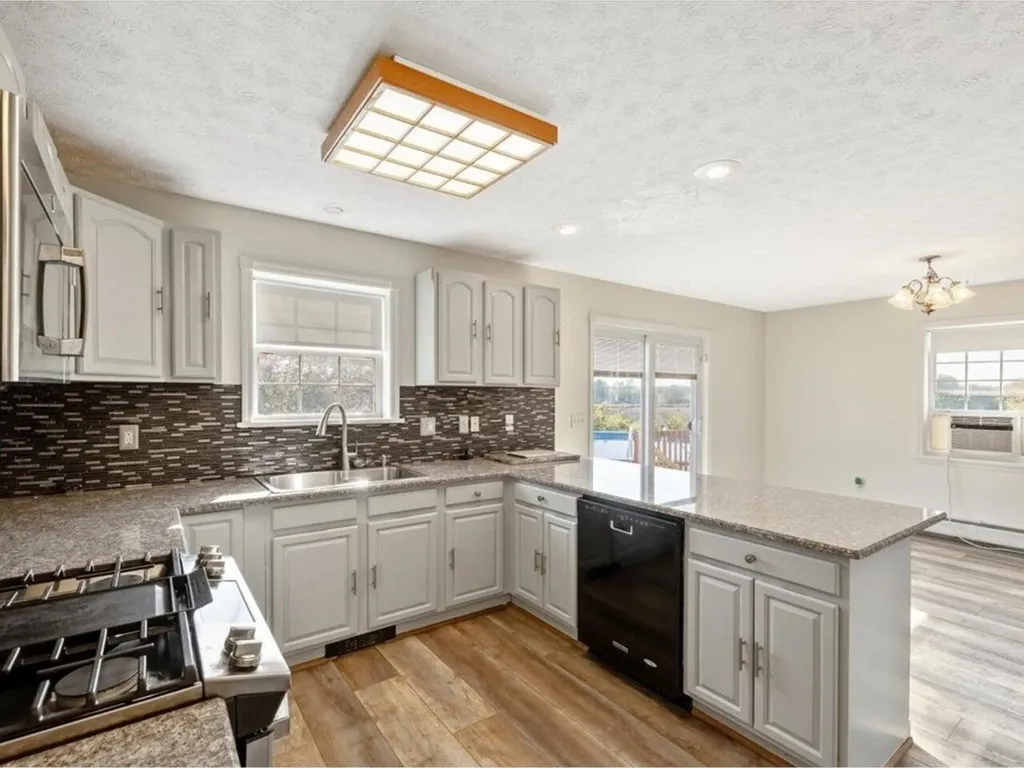 122 Lone Oak Drive St. Albans Town VT 05478