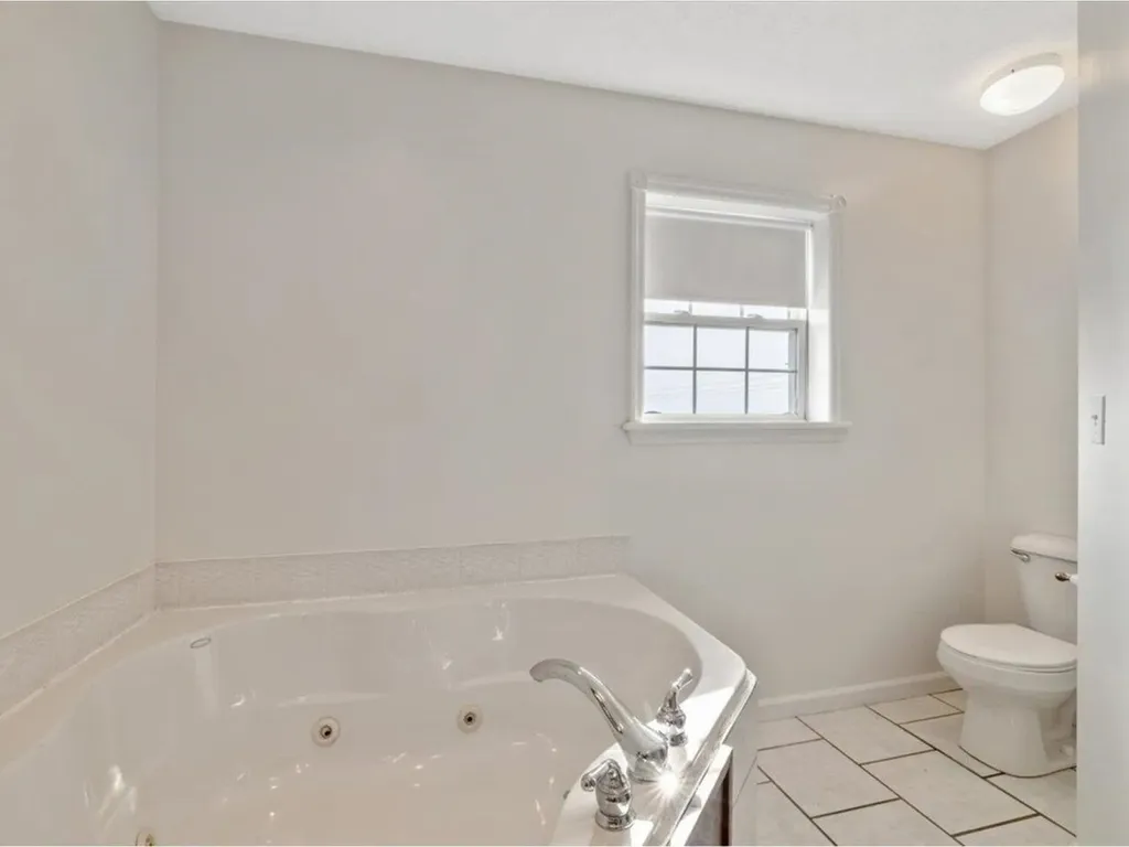 122 Lone Oak Drive St. Albans Town VT 05478