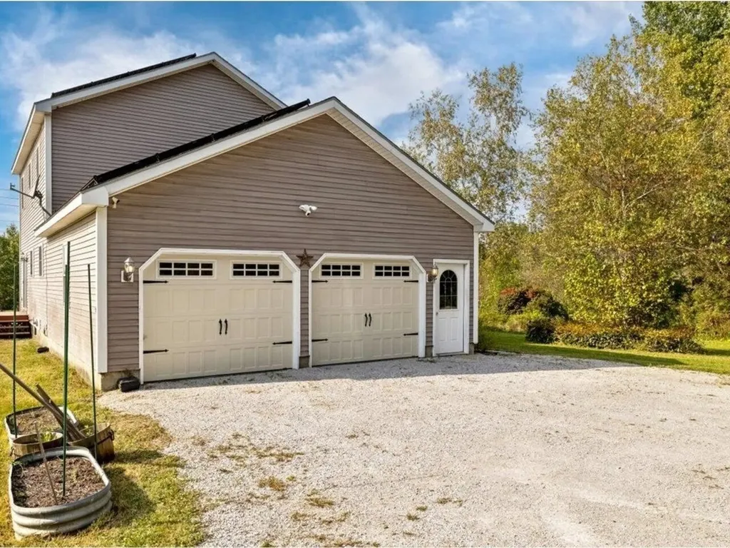 122 Lone Oak Drive St. Albans Town VT 05478
