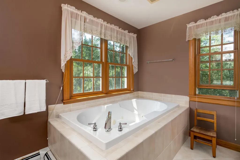 55 Center Harvey Farm Road Waterbury VT 05677