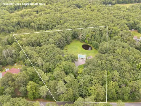 456 Wentworth Road Brookfield NH 03872