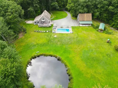 456 Wentworth Road Brookfield NH 03872
