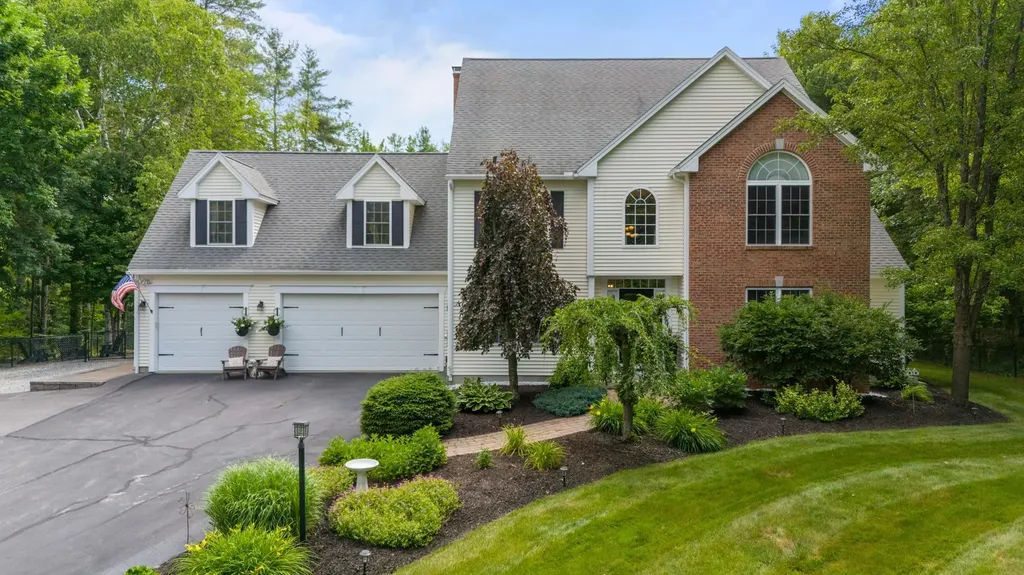 6 Chelsea Drive Bow NH 03304