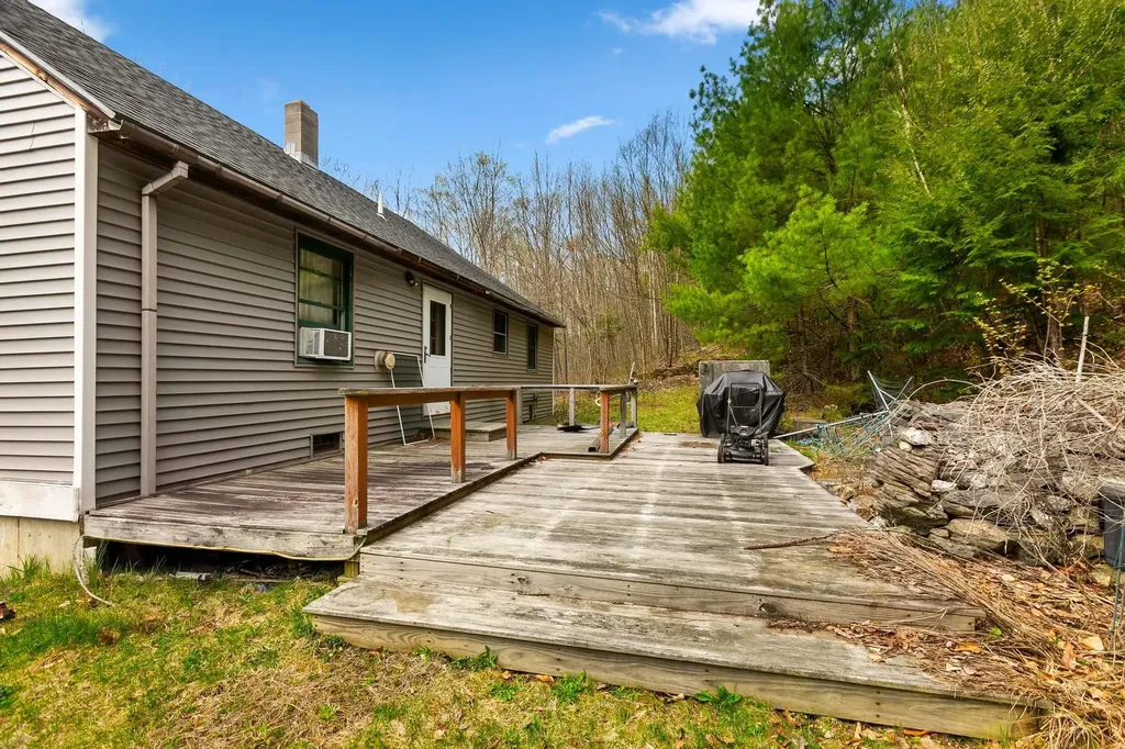 499 Tandy Brook Road Cornish NH 03745
