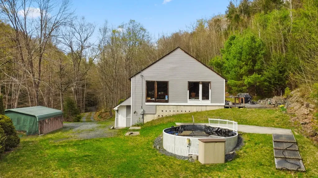 499 Tandy Brook Road Cornish NH 03745