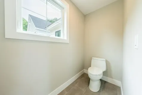 51b Chevrolet Avenue Portsmouth NH 03801