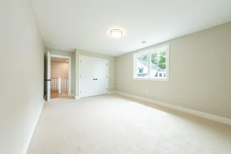 51b Chevrolet Avenue Portsmouth NH 03801