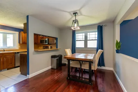 18 Edmatteric Drive Nashua NH 03062