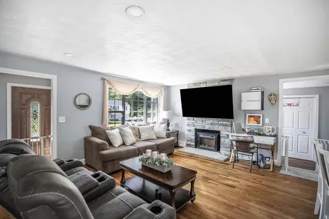 6 Barron Avenue Salem NH 03079