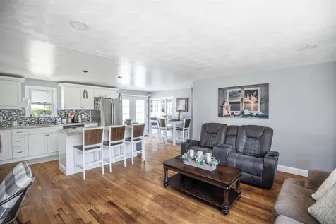 6 Barron Avenue Salem NH 03079