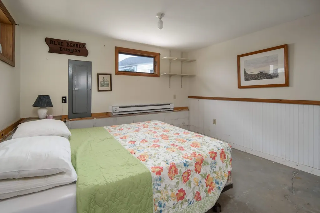 87 Long Beach Avenue York ME 03909