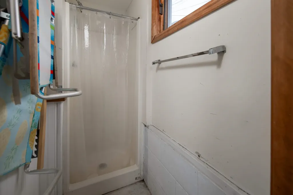 87 Long Beach Avenue York ME 03909