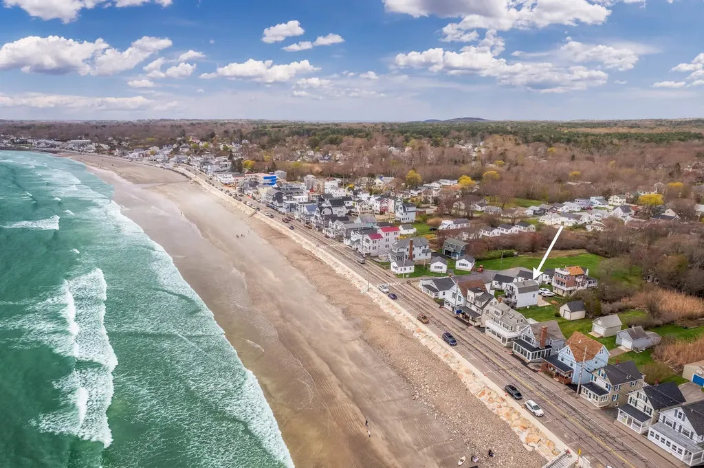 87 Long Beach Avenue York ME 03909