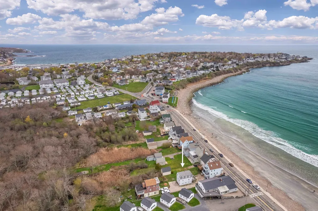 87 Long Beach Avenue York ME 03909