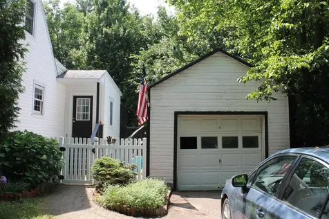1021 Pine Street Burlington VT 05401