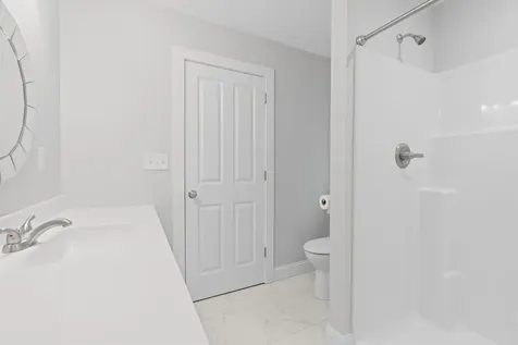 16 Freedom Way Barrington NH 03825