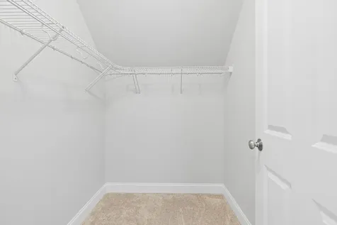 16 Freedom Way Barrington NH 03825