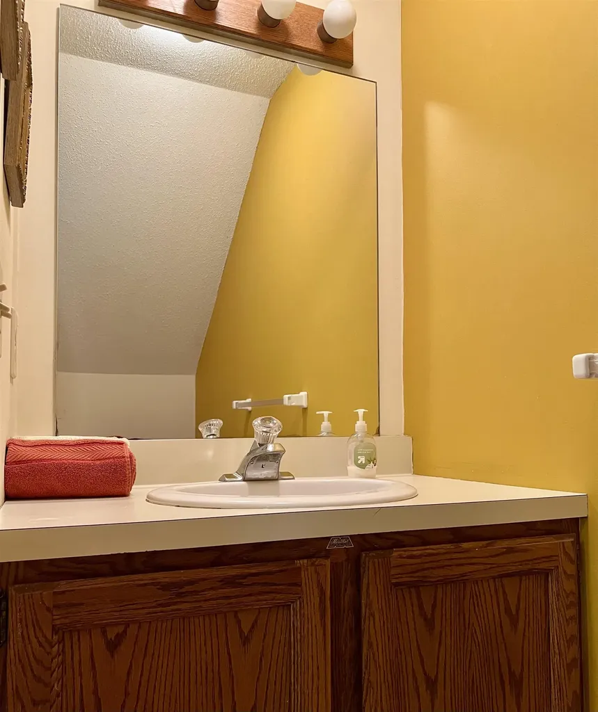 189 Woodhaven Drive Hartford VT 05001